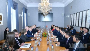 Thủ tướng Chính phủ Phạm Minh Chính và Chủ tịch Quốc hội Estonia Lauri Hussar. (Ảnh: THANH GIANG)