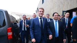 Thủ tướng Chính phủ Phạm Minh Chính và Tổng thống Pháp Emmanuel Macron. (Ảnh: Nhật Bắc/VGP)