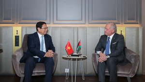 Thủ tướng Chính phủ Phạm Minh Chính hội kiến Quốc vương Jordan Abdullah II bin Al-Hussein. (Ảnh: Nhật Bắc/VGP)