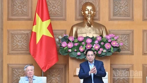 Thủ tướng Chính phủ Phạm Minh Chính chủ trì hội nghị. (Ảnh: Trần Hải). 