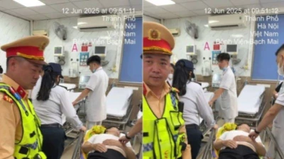 Cảnh sát giao thông kịp thời hỗ trợ đưa người bị đột quỵ trên cao tốc đến bệnh viện cấp cứu.