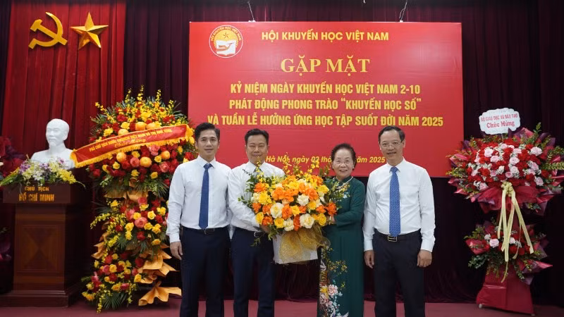 Hội Khuyến học Việt Nam phát động phong trào “Khuyến học số” nhân kỷ niệm 29 năm thành lập.