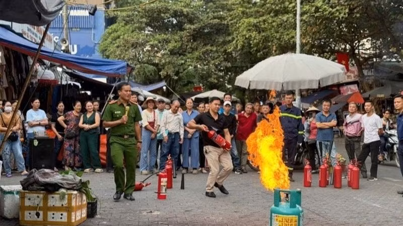 Hướng dẫn người lao động kỹ năng phòng cháy, chữa cháy.