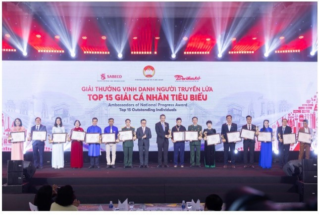 Lễ trao giải vinh danh người truyền lửa tiêu biểu