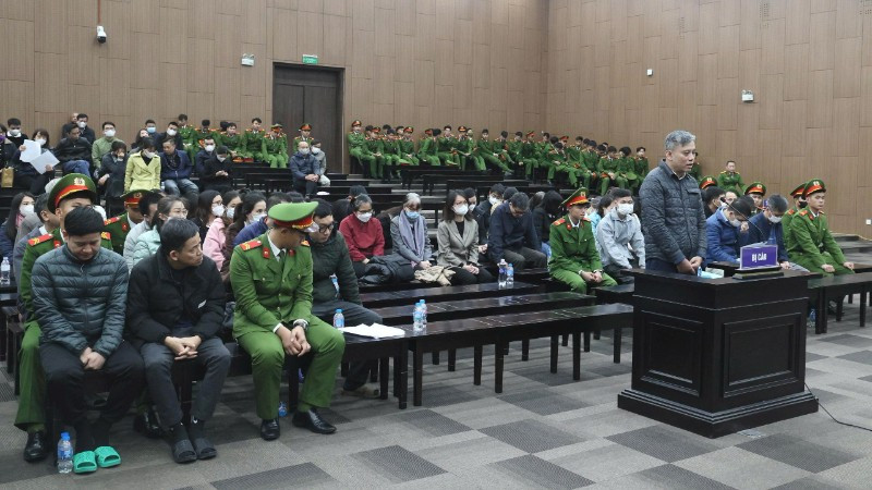 Các bị cáo tại phiên tòa.