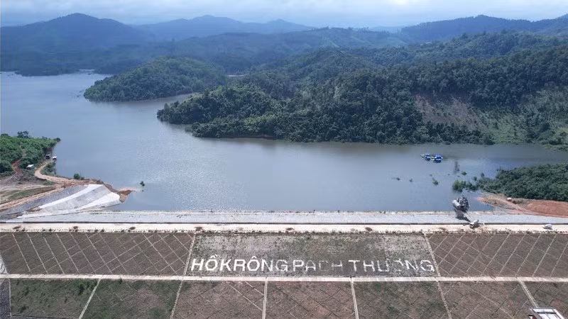 Công ty Hoàng Dân nhờ quan hệ trúng hai gói thầu tại dự án hồ Krông Pách Thượng (Đắk Lắk) cũ.