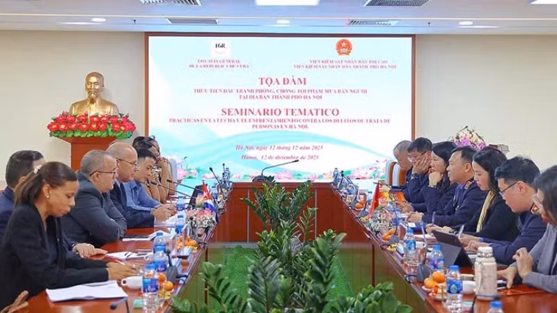 Quang cảnh tọa đàm.