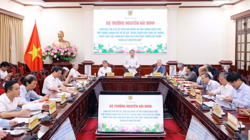 Toàn cảnh buổi làm việc.