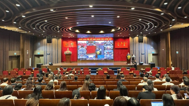 Quang cảnh hội nghị.