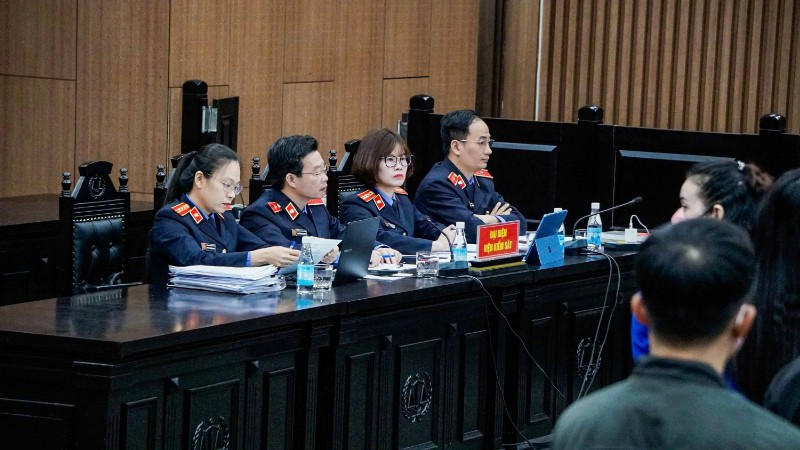 Đại diện Viện Kiểm sát tại phiên xử.