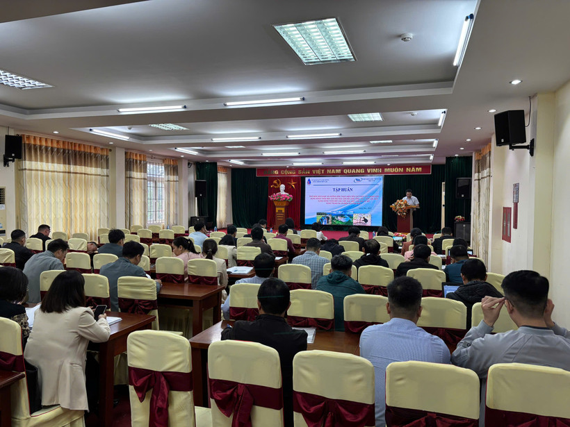 Hội nghị tập huấn phổ biến nội dung và hướng dẫn tiêu chí thủy lợi trong xây dựng nông thôn mới.