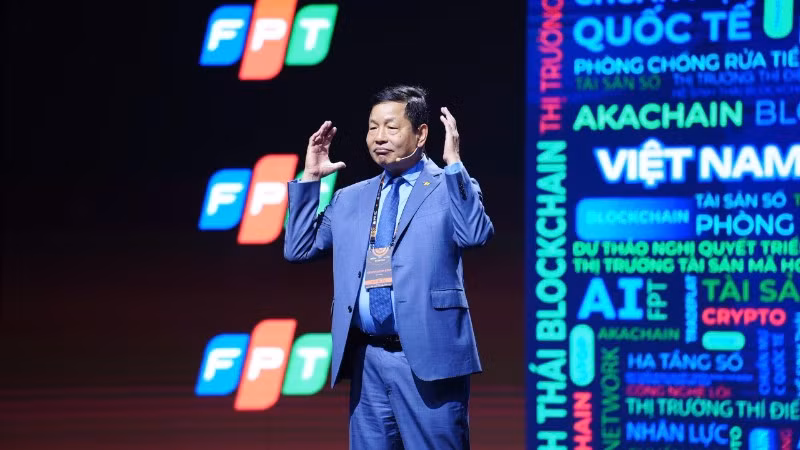 Chủ tịch Tập đoàn FPT Trương Gia Bình chia sẻ tại sự kiện GM Việt Nam 2025.