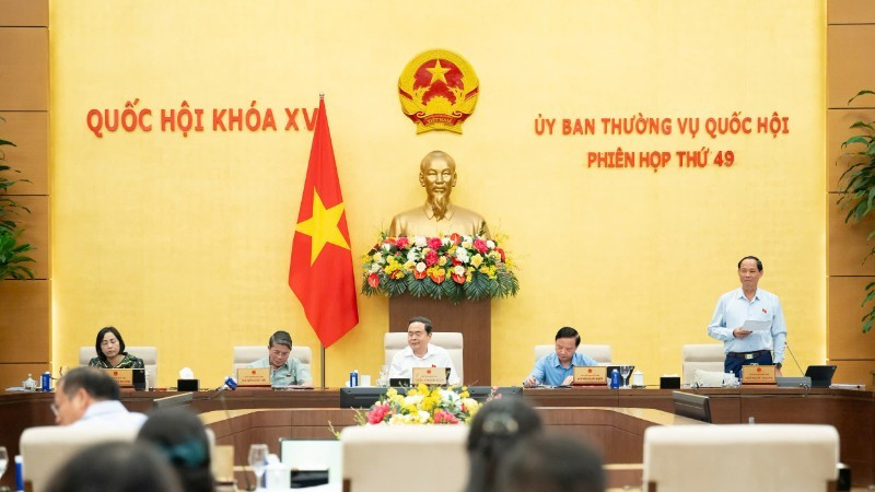 Phiên họp thứ 49 của Ủy ban Thường vụ Quốc hội. (Ảnh: quochoi.vn)