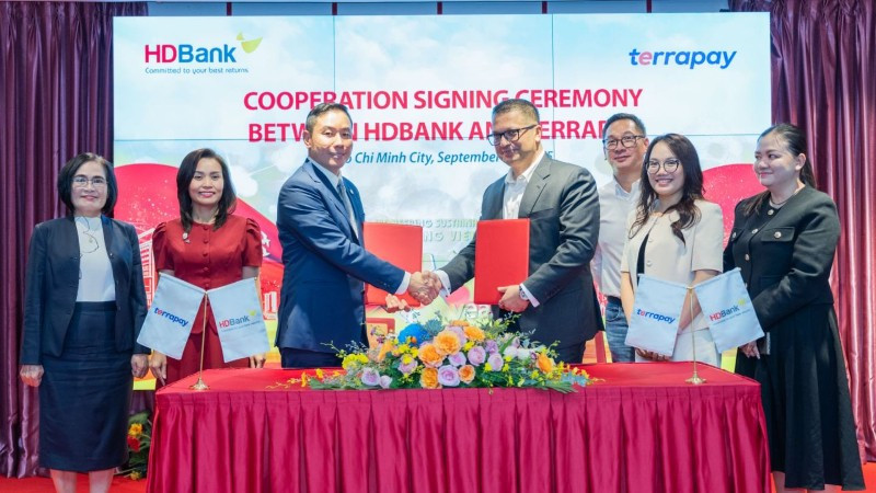 HDBank hợp tác cùng TerraPay tăng tốc dịch vụ kiều hối toàn cầu.