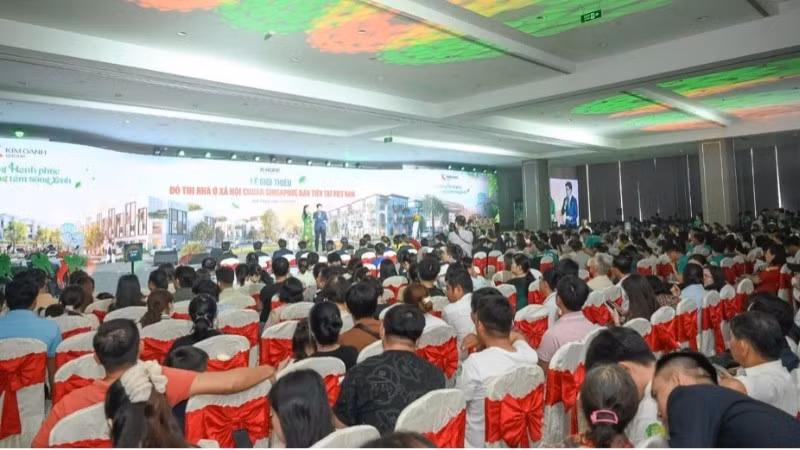 Hơn 2.200 khách hàng tham dự lễ giới thiệu đô thị nhà ở xã hội chuẩn Singapore đầu tiên tại Việt Nam vào tháng 4/2025