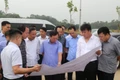 Cán bộ huyện Cẩm Khê, tỉnh Phú Thọ kiểm tra công tác giải phóng mặt bằng Khu công nghiệp Cẩm Khê.