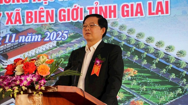 ឧបនាយករដ្ឋមន្ត្រី Ho Quoc Dung ថ្លែងសុន្ទរកថាក្នុងពិធីបើកការដ្ឋាន។ z7229163340495-ec4ced6eb349c8309d575da8ae5b271f.jpg