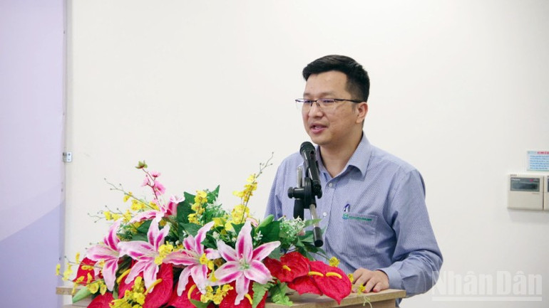 Ông Đỗ Văn Tứ, Giám đốc Công ty Cổ phần Bệnh viện Bình Định phát biểu tại buổi lễ. ndo_br_z6899502250642-8e851adce3a4422ec68ceaf355a01656-2577-4961.jpg
