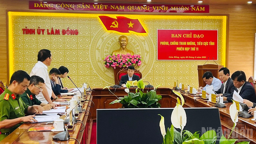 Quang cảnh phiên họp. (Ảnh: N.T)