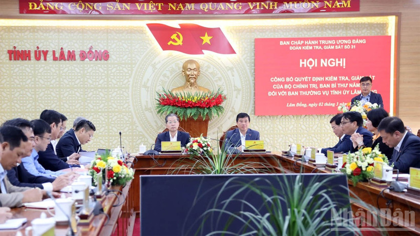 Quang cảnh hội nghị.