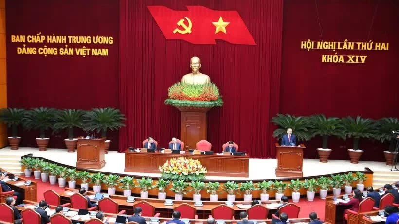 Trung ương đặt mục tiêu tăng trưởng hai con số, hoàn thiện thể chế tạo đột phá