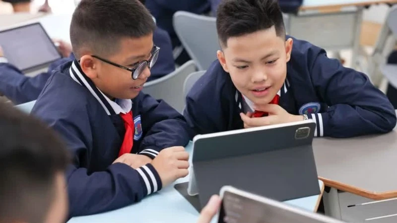 AI thay đổi cách dạy và học ngoại ngữ: Cơ hội và thách thức