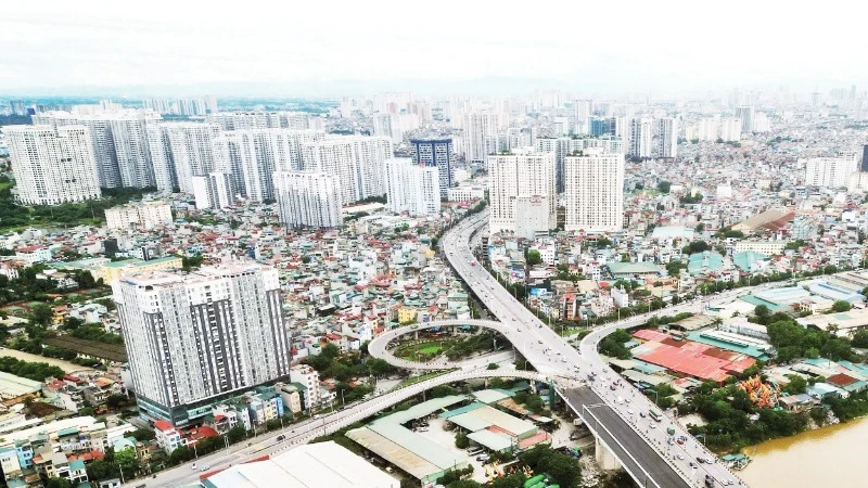 Đô thị hóa và thách thức phát triển bền vững trong mô hình chính quyền hai cấp