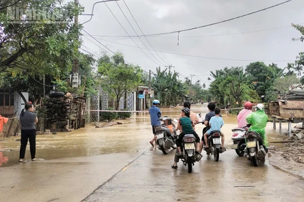 Xã Vu Gia đã có một số điểm ngập, hiện chính quyền đang theo dõi tình hình.