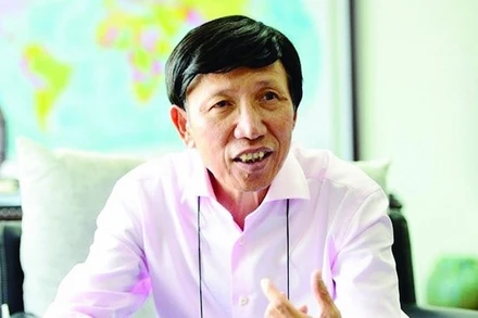 Tiến sĩ Phan Hữu Thắng.