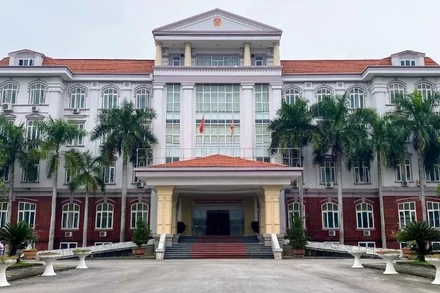 Ban Quản lý Khu kinh tế Nghi Sơn và các khu công nghiệp.