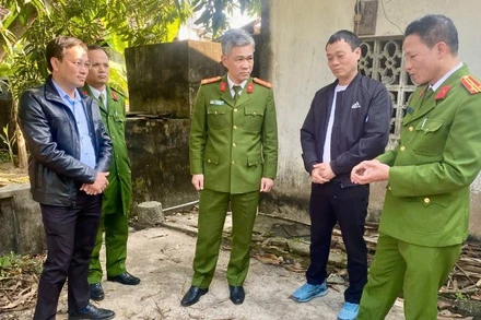 Đại tá Nguyễn Anh Tuấn, Phó Giám đốc Công an tỉnh Thanh Hóa chỉ đạo tại hiện trường.