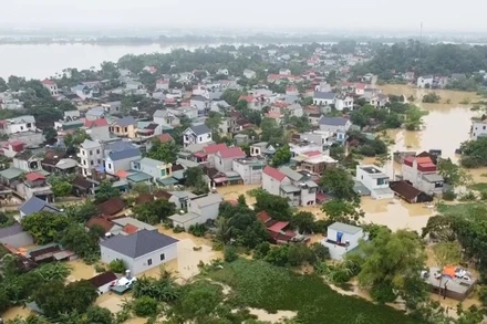 Một góc phường Hàm Rồng nhìn từ trên cao.