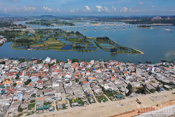 Sau khi sắp xếp, Quảng Ngãi còn 1.161 thôn, tổ dân phố, giảm 549 thôn, tổ dân phố. 