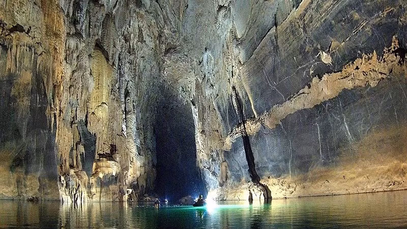 Một trong những hang động độc đáo thuộc Vườn quốc gia Hin Nam No. (Ảnh: Laotian Times)