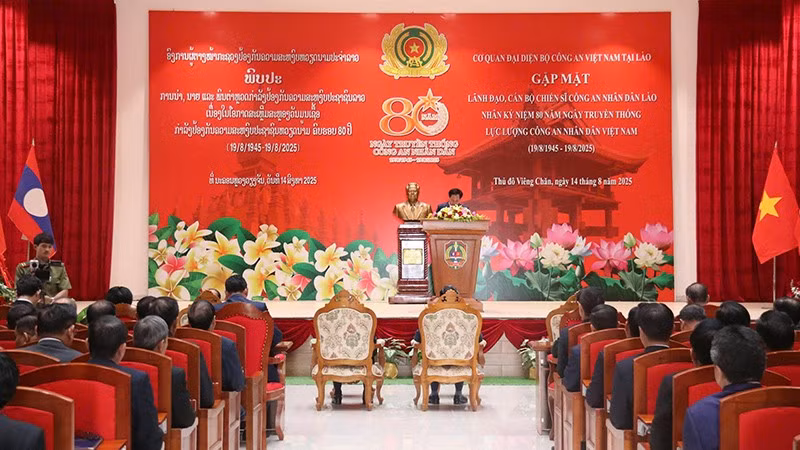 Quang cảnh cuộc gặp. (Ảnh: HẢI TIẾN)