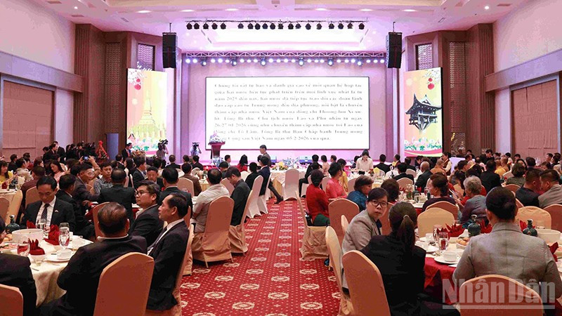 Khung cảnh buổi tiệc. (Ảnh: DUY TOÀN)