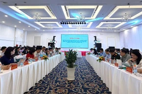 Toàn cảnh hội nghị.