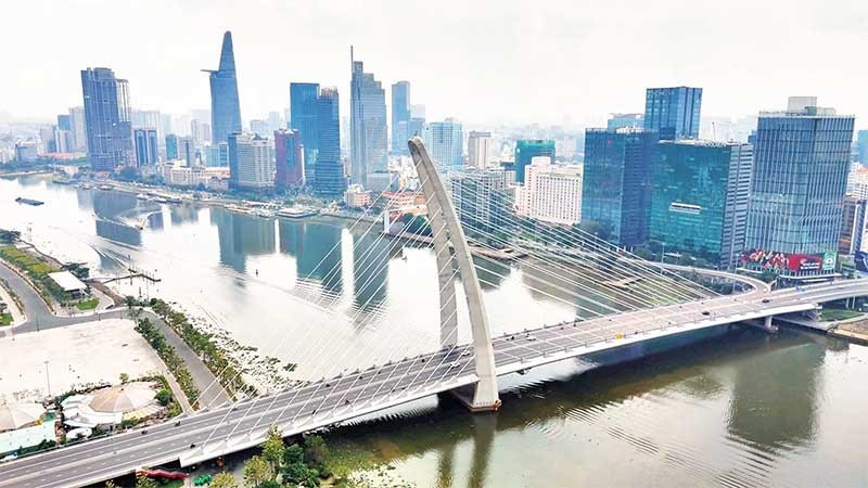 Thành phố Hồ Chí Minh kỳ vọng Trung tâm Tài chính quốc tế sẽ tạo cơ hội thu hút nguồn vốn xanh nhằm hiện thực hóa mục tiêu giảm phát thải. (Ảnh TÙNG ANH)