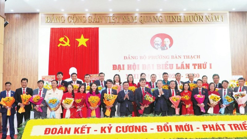 Đại hội Đảng bộ phường Bàn Thạch lần thứ nhất.