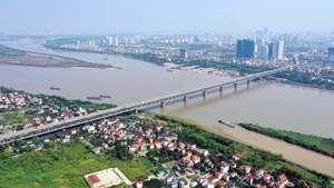 Quỹ đất nông nghiệp tại bãi sông, bãi nổi chiếm tới 13% quỹ đất nông nghiệp của thành phố Hà Nội.