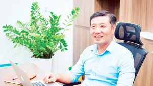 GS Vũ Hà Văn.