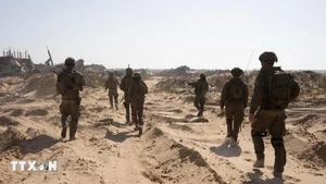 Binh sỹ Israel tiến hành chiến dịch quân sự tại Dải Gaza ngày 21/5/2025. (Ảnh: THX/TTXVN)