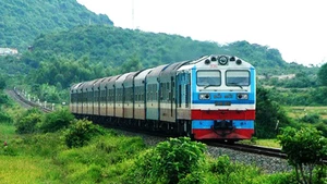 Tàu khách liên vận quốc tế Việt-Trung chính thức hoạt động trở lại từ ngày 25/5. 