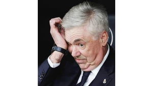 Rời Real, HLV Ancelotti rơi nước mắt