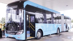 Xe bus thân thiện môi trường