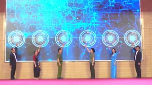 Nghi thức phát động cuộc thi.