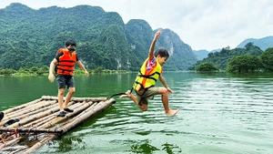 Hữu Liên là điểm đến mới đang gây chú ý.
