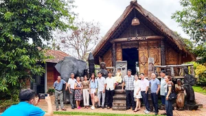 Buôn Ê Đê trong lòng phố thị