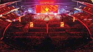 Quang cảnh một đêm concert tại Hà Nội thu hút hàng chục nghìn khán giả tới thưởng thức. Ảnh: BTC 