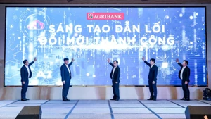 Agribank phát động Chương trình hành động đột phá phát triển khoa học, công nghệ đổi mới sáng tạo và chuyển đổi số.